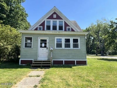 /international/us/70-seaman-avenue-castleton-on-hudson-ny-110108752991/