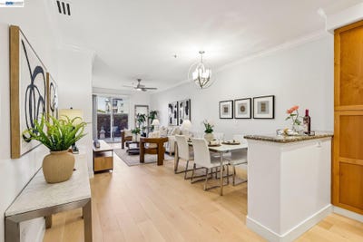 /international/us/2330-university-ave-east-palo-alto-ca-110110321711/