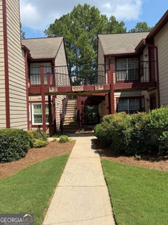 /international/us/1018-sandy-lane-drive-ne-alpharetta-ga-110110168409/