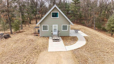 /international/us/1735-w-19th-avenue-arkdale-wi-110107477561/