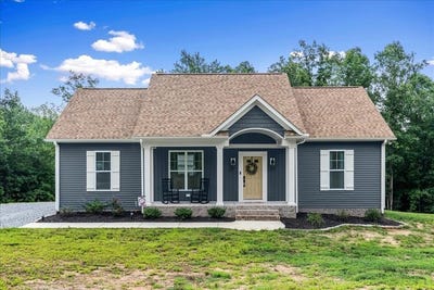 /international/us/1279-lewiston-plank-road-burkeville-va-110119529327/