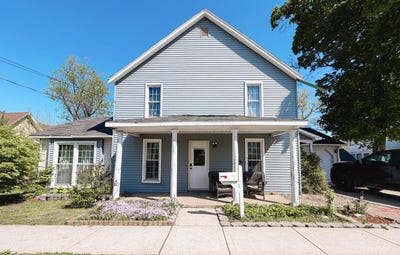 /international/us/218-w-lincoln-street-rensselaer-in-110107548886/