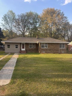 /international/us/309-pinckney-street-sumter-sc-110103575243/