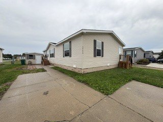 /international/us/58620-brookside-drive-new-haven-mi-110120410184/