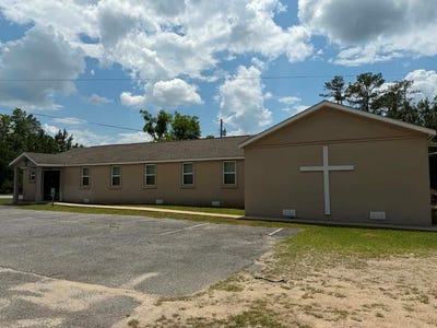 /international/us/128-woodland-drive-phenix-city-al-110108682651/