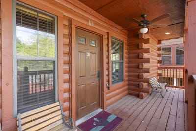 /international/us/115-grand-mountain-avenue-branson-mo-110108382660/