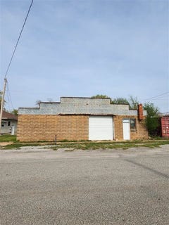 /international/us/120-n-oak-st-apache-ok-110120155154/