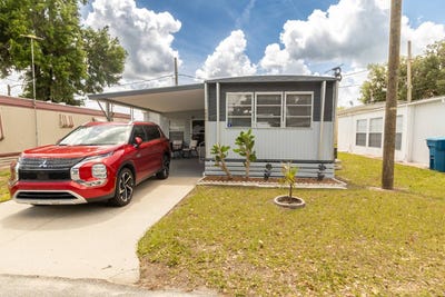 /international/us/1006-illinois-st-se-fort-meade-fl-110098571950/