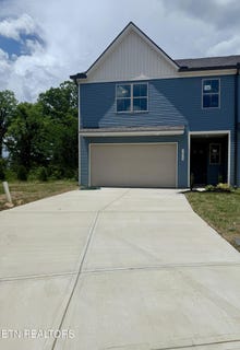 /international/us/1823-bennett-village-drive-maryville-tn-110100915843/