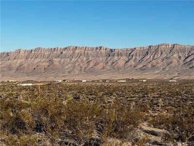 /international/us/1650-w-safari-drive-meadview-az-110097916519/