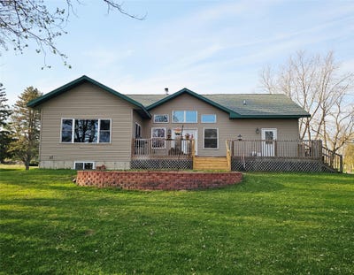 /international/us/514-county-road-aa-ridgeland-wi-110107513545/