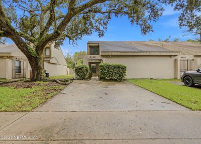 /international/us/8468-windypine-lane-jacksonville-fl-110120419000/