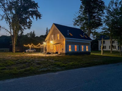/international/us/8-paddy-lane-cherryfield-me-110119667646/
