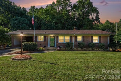 /international/us/211-w-21st-street-kannapolis-nc-110120106848/