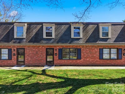 /international/us/414-7th-street-ne-hickory-nc-110106849330/