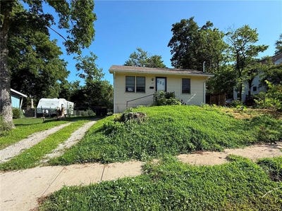 /international/us/902-williams-street-excelsior-springs-mo-110119408122/
