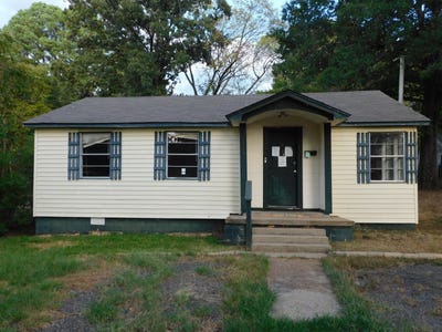 /international/us/1513-s-walker-street-midway-ar-110110298149/