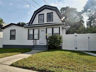 /international/us/980-thomas-avenue-baldwin-ny-110109060176/