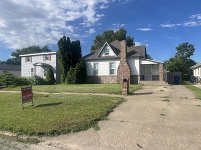 /international/us/514-6th-street-hays-ks-110108774422/