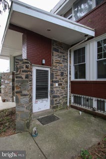 /international/us/2734-w-country-club-road-philadelphia-pa-110108506136/