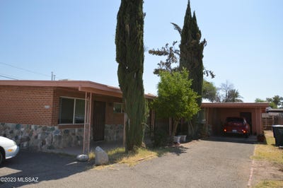 /international/us/2412-n-bryant-tucson-az-110108446143/