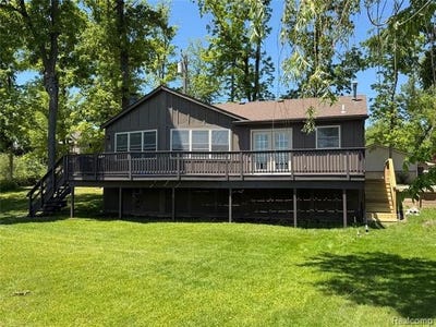 /international/us/2130-webster-park-drive-genoa-twp-mi-110108654705/