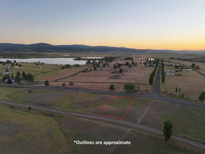 /international/us/165-yellow-pine-drive-alturas-ca-110108078914/