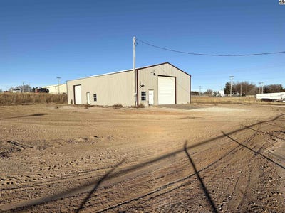 /international/us/502-w-central-ave-medicine-lodge-ks-110108750406/