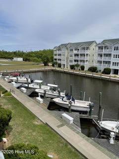 /international/us/417-captains-cove-edenton-nc-110107681920/
