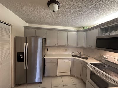 /international/us/5991-whispering-pine-way-greenacres-fl-110106438563/