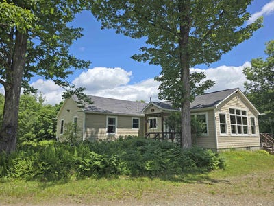 /international/us/439-dover-road-newfane-vt-110108960145/