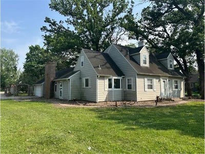 /international/us/700-oakland-place-ne-austin-mn-110100051311/