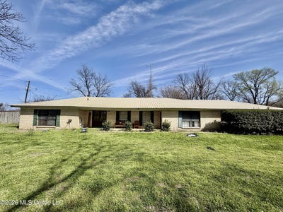 /international/us/4926-s-highway-61-mound-bayou-ms-110106471488/