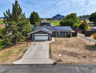 /international/us/3098-ne-tennessee-lane-prineville-or-110110405456/