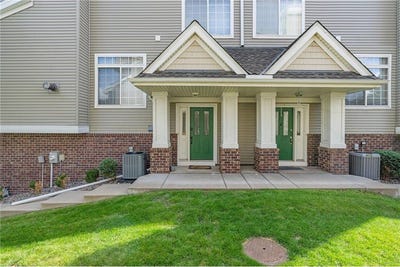 /international/us/208-christenson-way-ne-fridley-mn-110108386672/