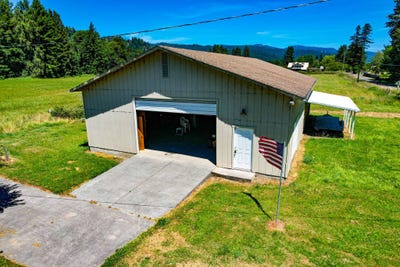/international/us/353-holmes-flat-road-redcrest-ca-110104966572/