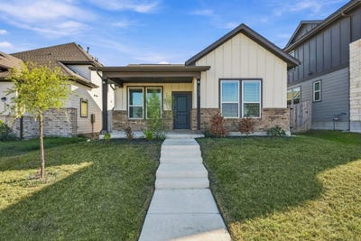 /international/us/233-porter-country-pkwy-buda-tx-110120555988/