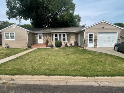 /international/us/108-crawford-street-chamberlain-sd-110100870972/?lang=en