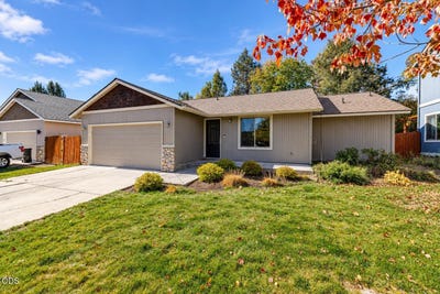 /international/us/61357-whitetail-street-bend-or-110120668908/