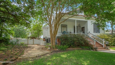 /international/us/122-lee-street-new-iberia-la-110107821731/