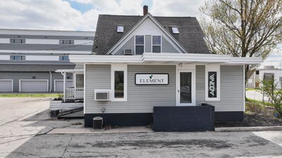 /international/us/312-mcdonald-street-midland-mi-110107778766/