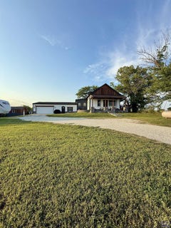 /international/us/6226-nw-huxman-rd-topeka-ks-110101455785/