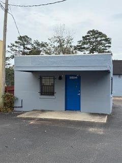 /international/us/1319-mahan-drive-tallahassee-fl-110108350087/