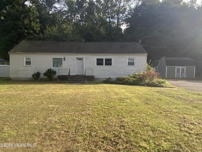 /international/us/24-tower-road-cream-ridge-nj-110120450120/