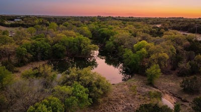 /international/us/1033-creek-crossing-road-nemo-tx-110107419667/