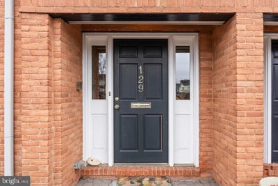 /international/us/129-plum-street-moorestown-nj-110106953714/