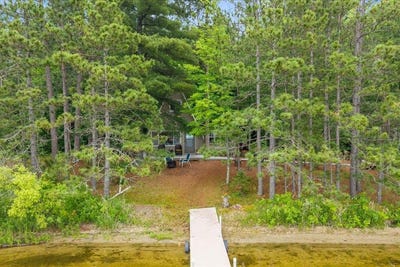 /international/us/10403-vermillion-point-drive-ne-deer-river-mn-110109158974/