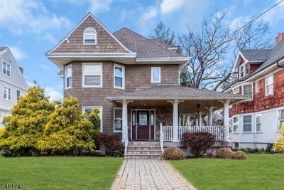 /international/us/467-summit-ave-hackensack-city-nj-110107002208/