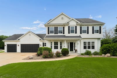 /international/us/2809-pine-ridge-road-oshkosh-wi-110109854552/