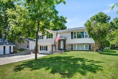 /international/us/24608-w-eames-street-channahon-il-110108532413/